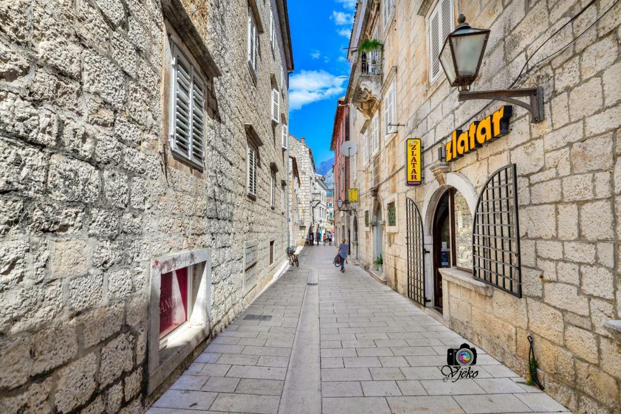 Apartments Vjeko Makarska Exterior photo